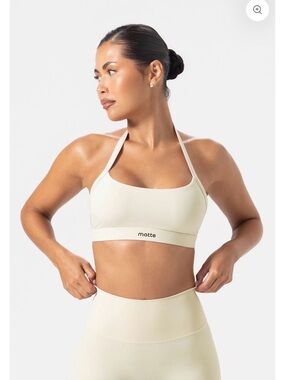 MATTE COLLECTION Form Halter Bra - Vanilla - Small